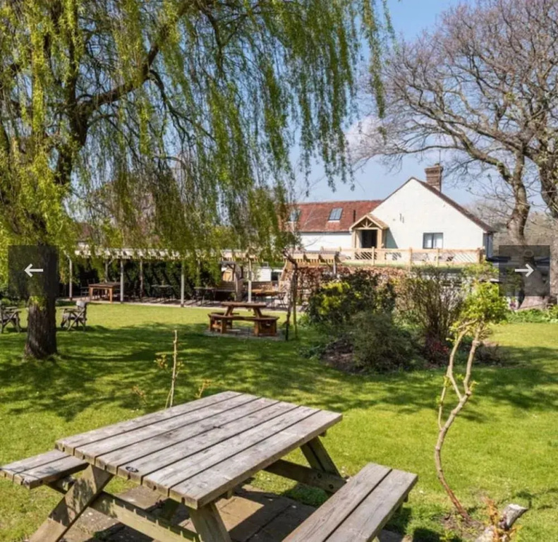 The Jolly Sportsman