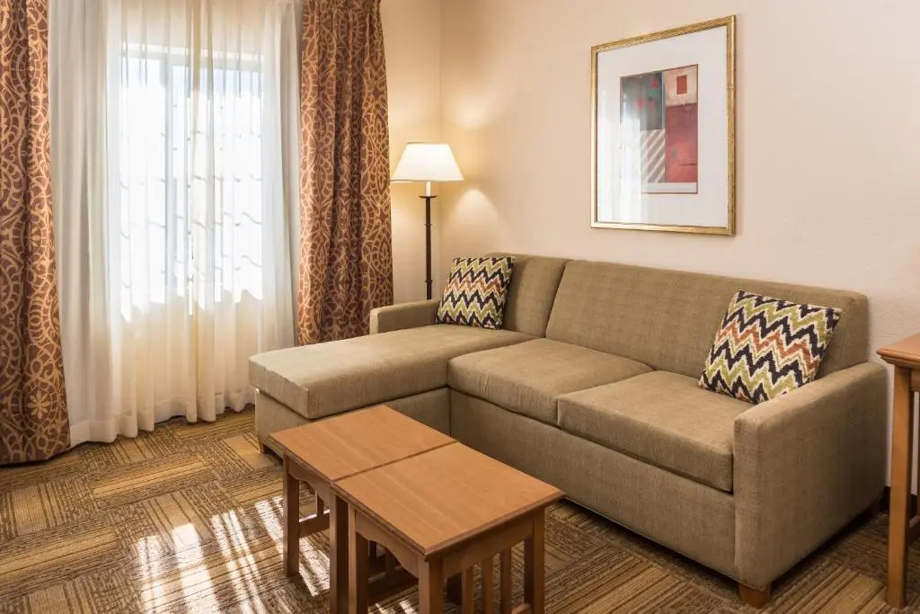 Staybridge Suites Las Cruces by IHG - Chambres
