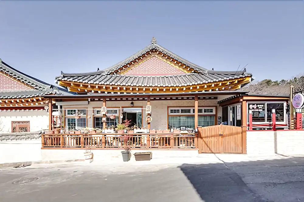 Gyeongju Kkotdam Pension