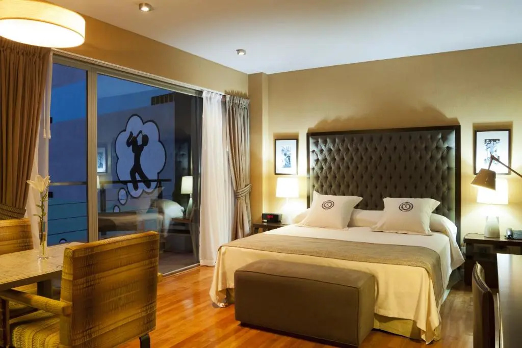Executive Double room (full double bed)