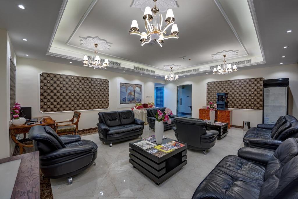 Aryana Hotel