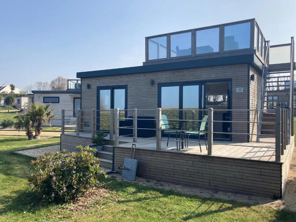 Deluxe Bungalow