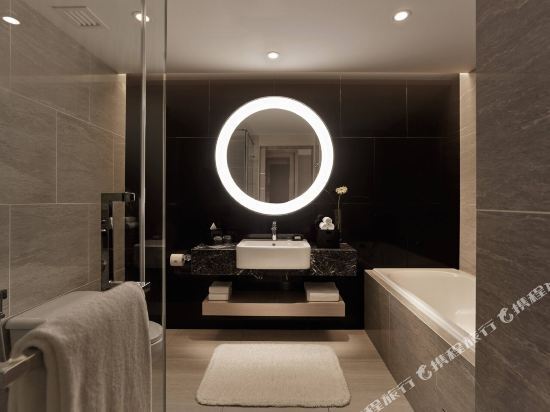 Renaissance Kuala Lumpur Hotel