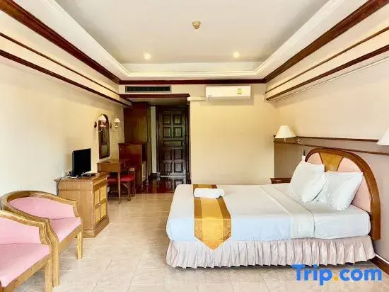 Standard Double room with mountain view (full double bed)