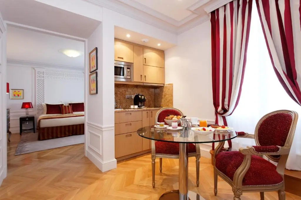 Majestic Apartments Champs Elysées 47