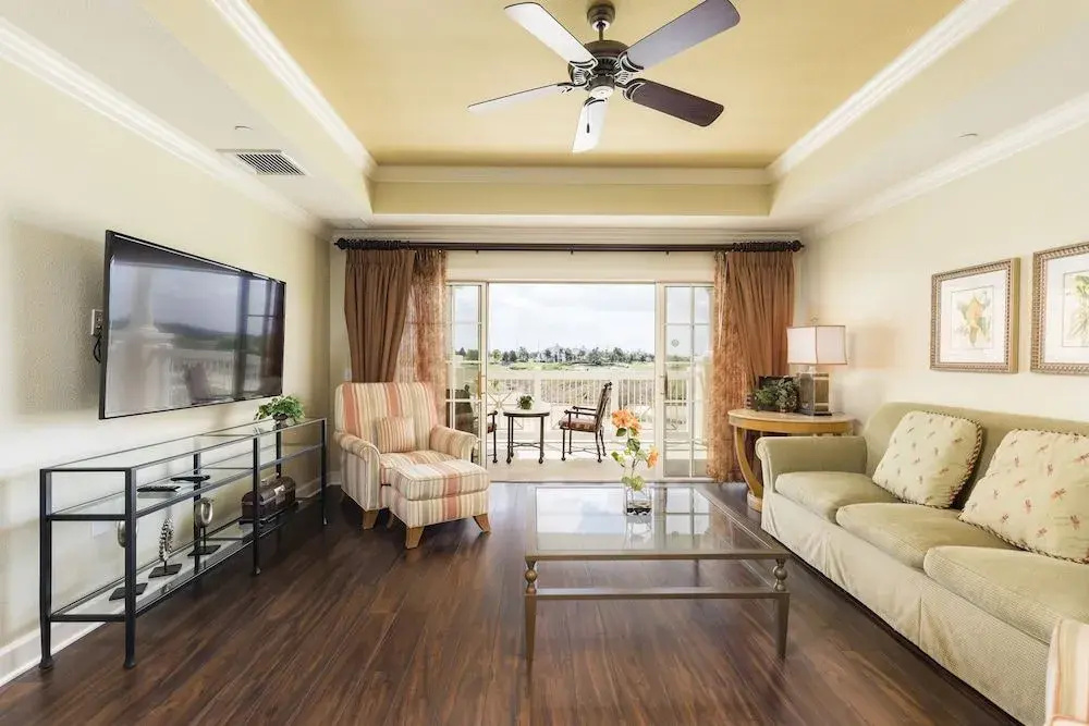 Paradise 3 Bed 3 Bath in Reunion Resort condo by RedAwning