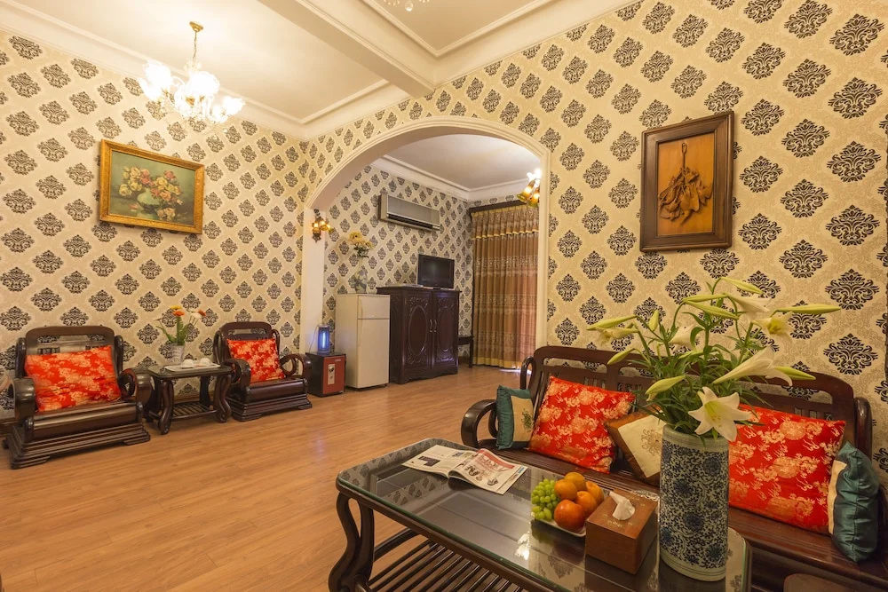 Luxury Double Suite with balcony and with garden view (full double bed)