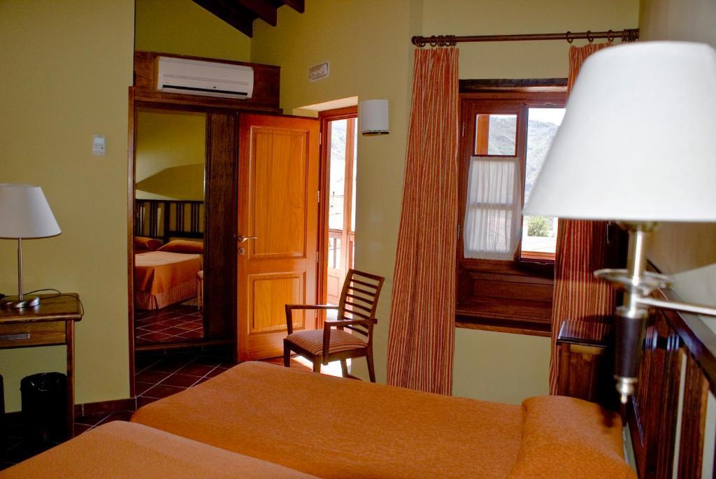 Hotel Rural Fonda De La Tea by null