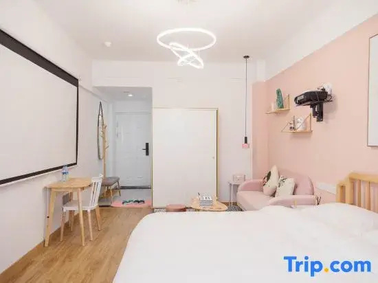 Bed in Dorm (female dorm)
