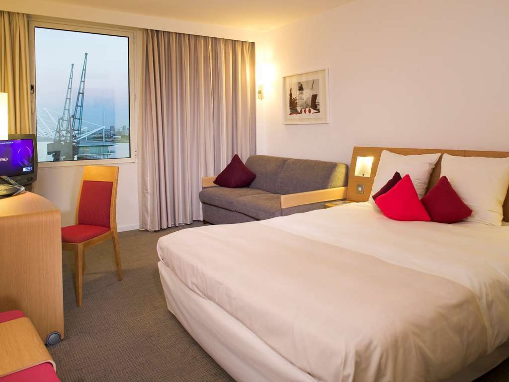Novotel London Excel - 13