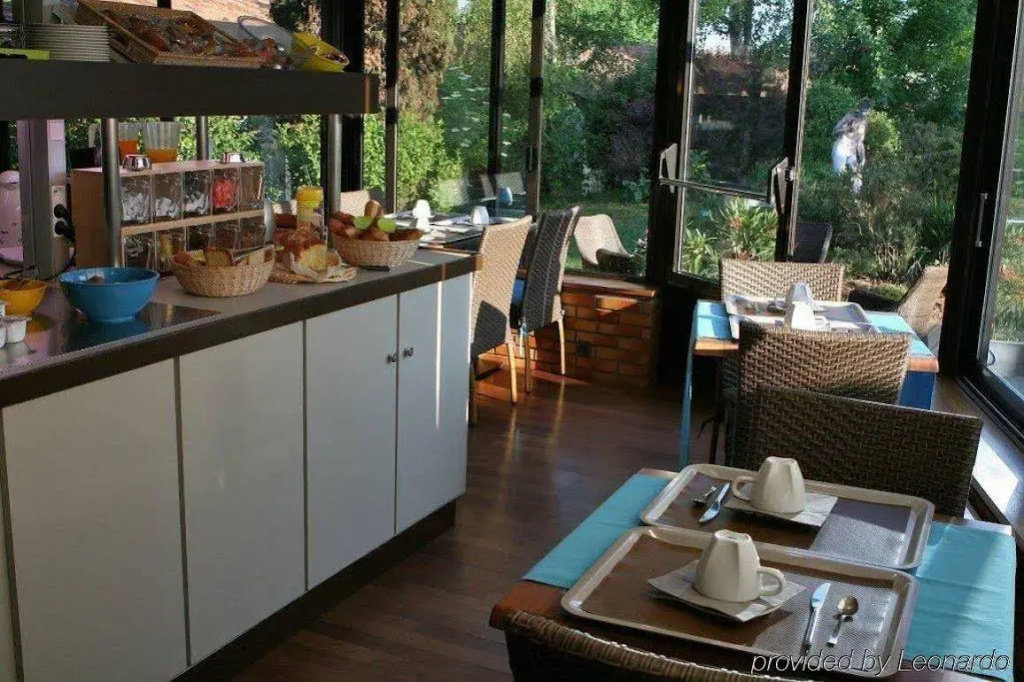 Kyriad Angoulême Nord Champniers - Hôtel & Résidence - Général