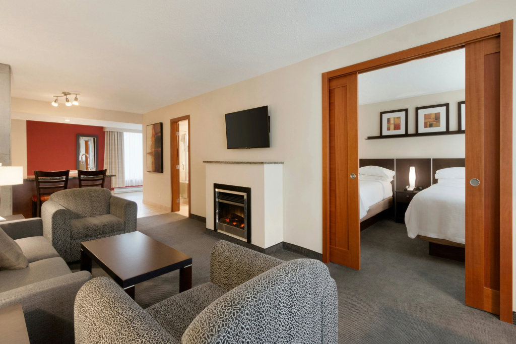 Embassy Suites Montréal by Hilton - Général