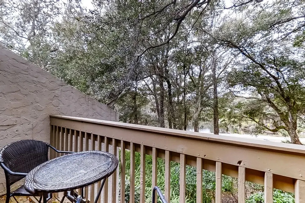 Dog-friendly Oceanfront Getaway With Shared Pool & Central AC