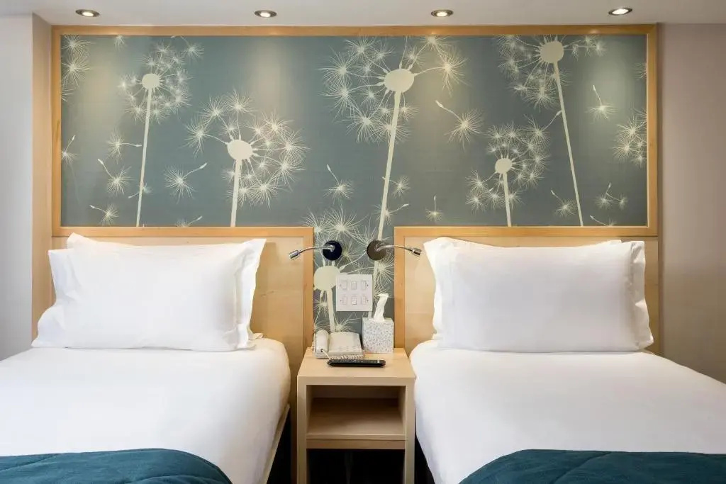 Double room (twin beds)