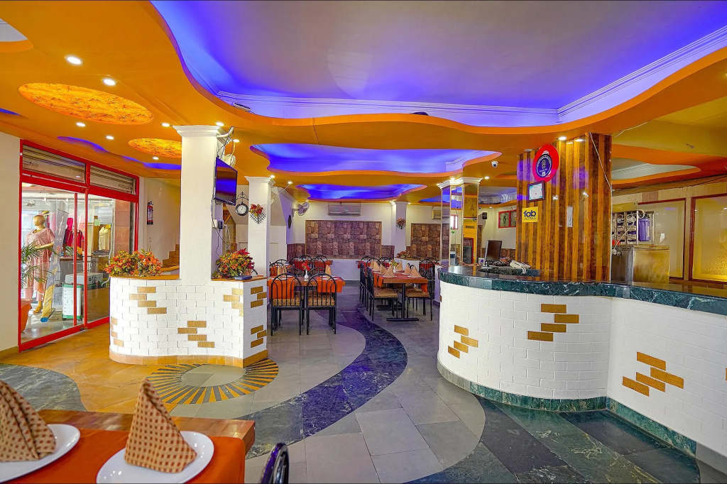 Food & Beverage