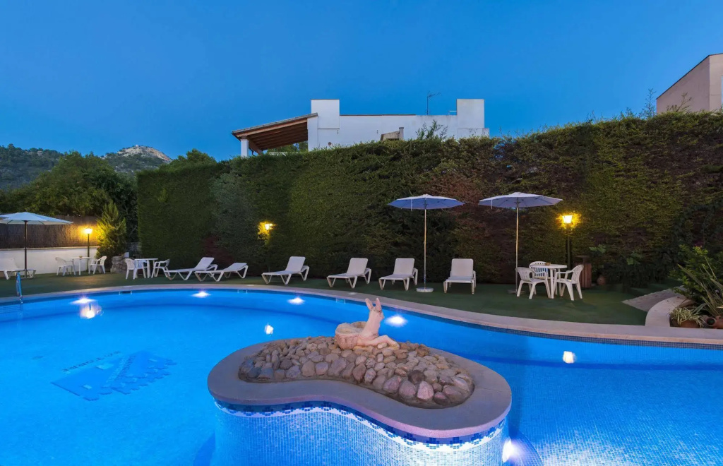 Hotel photo 12