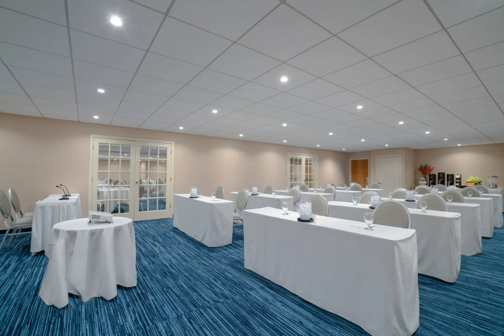 Holiday Inn Hyannis by IHG - Général