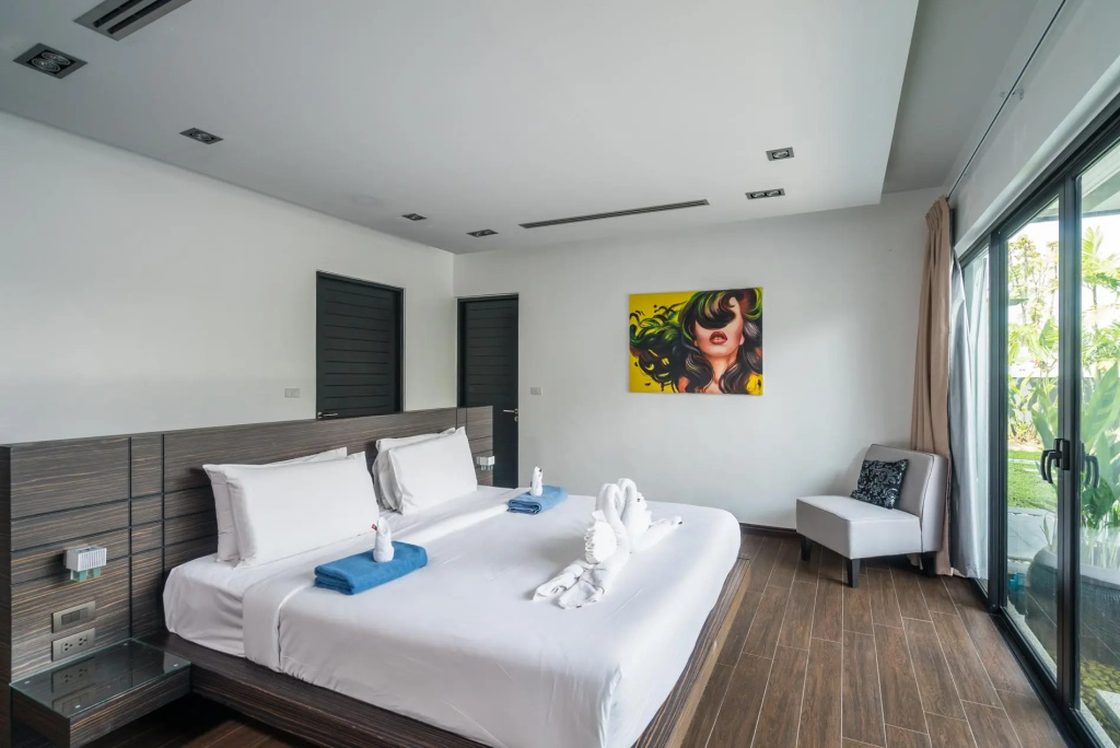 Diamond 273 - Modern 4 bedroom private pool in Bangtao