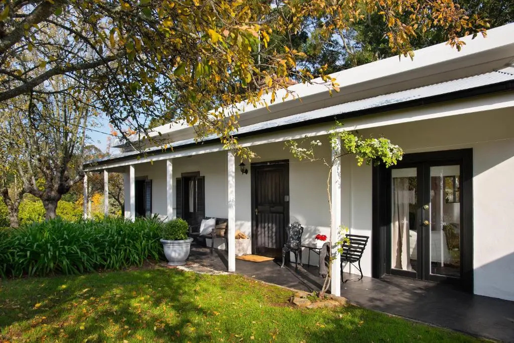 3 Bedrooms Cottage