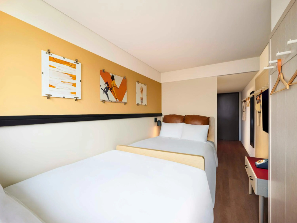 Отель Moxy Seoul Myeongdong в Сеуле