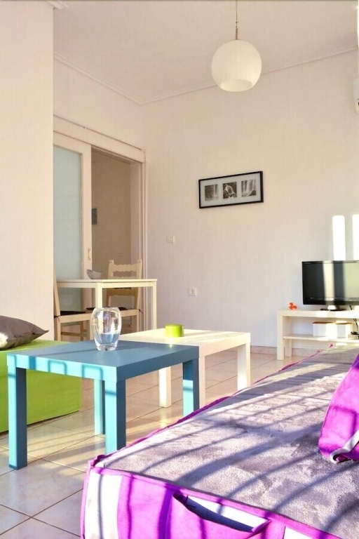 Adorable flat next to Marina Alimou