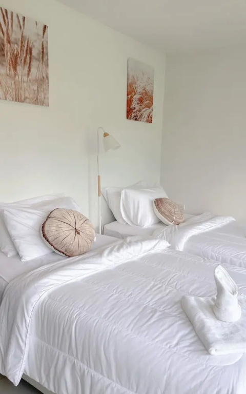 Standard Double room with mountain view (twin beds)