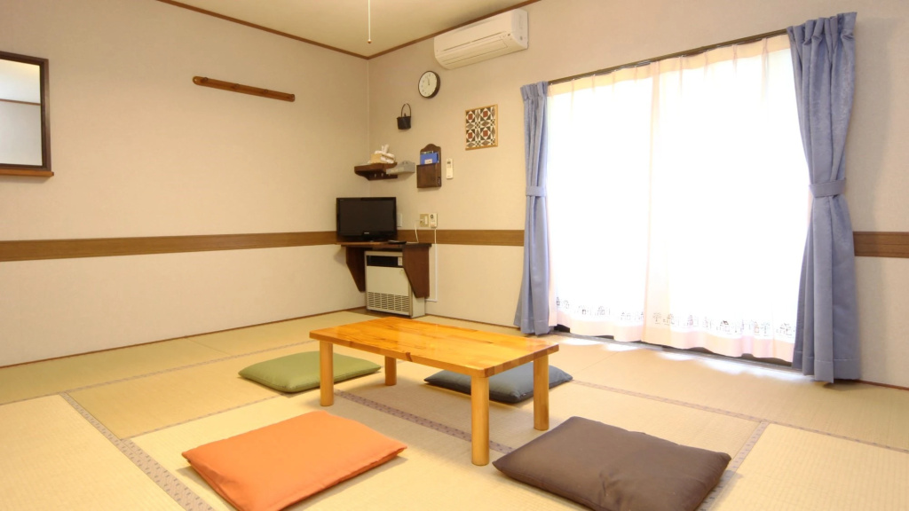 Economy room