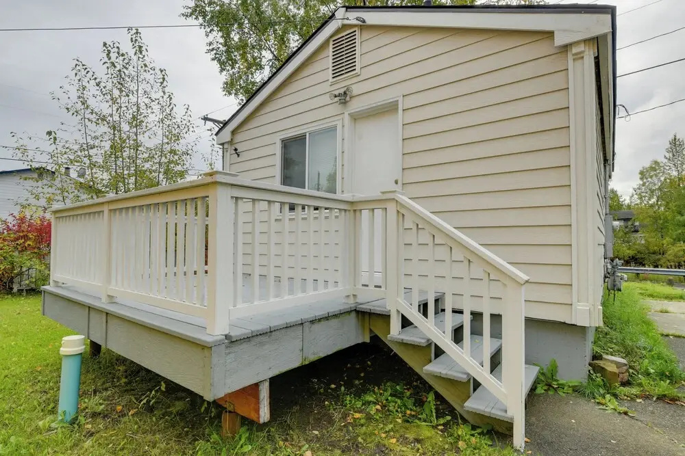Cozy Anchorage Retreat < 4 Mi to Downtown!