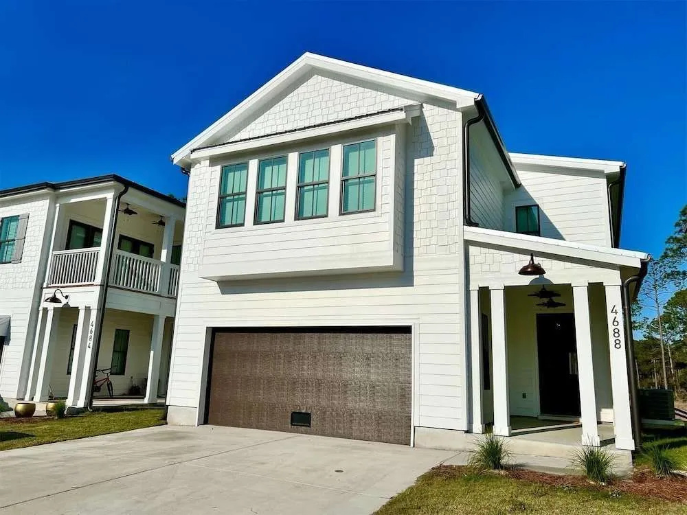Beautiful 3br/2.5ba w/ Kayak Access, Sleeps 10