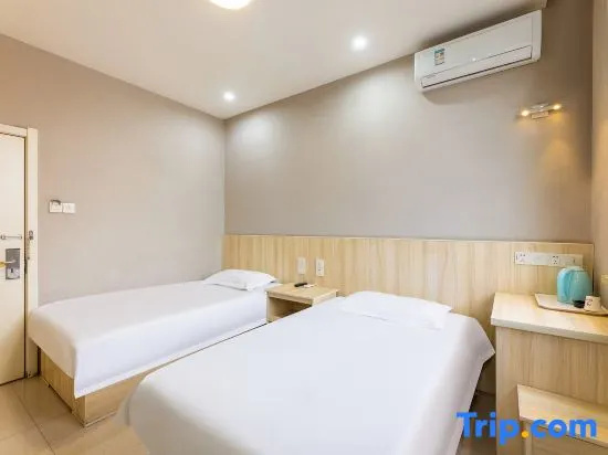 Economy Double room (twin beds)