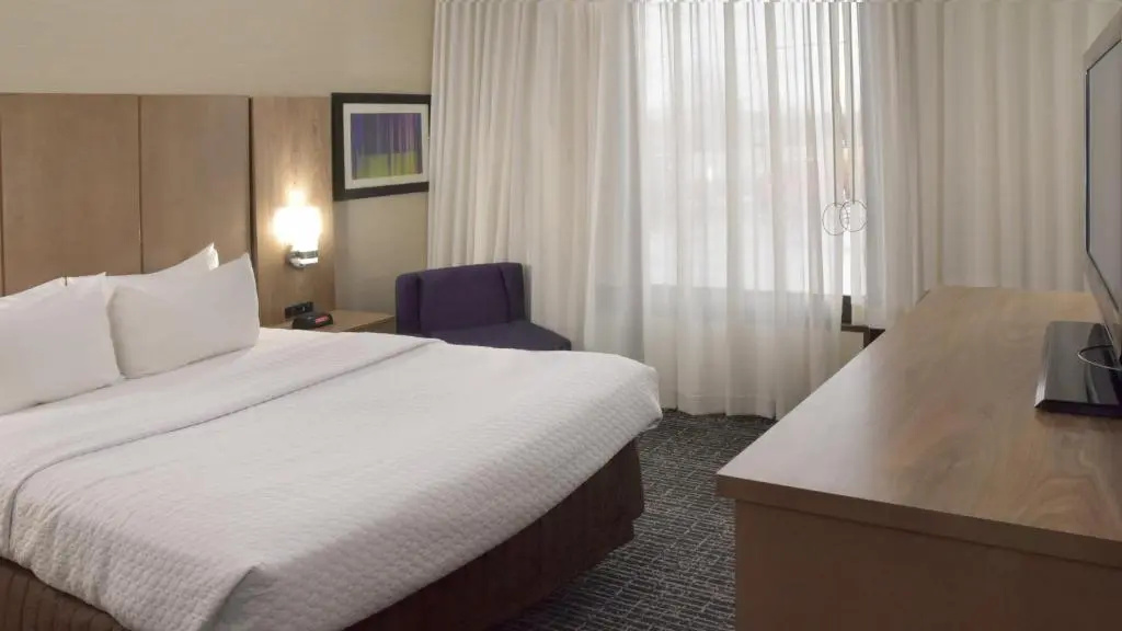 Crowne Plaza Cleveland Airport by IHG - Chambres