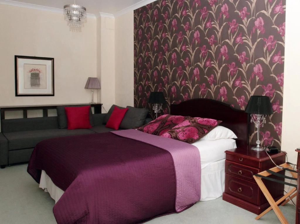 Executive Double room (full double bed)