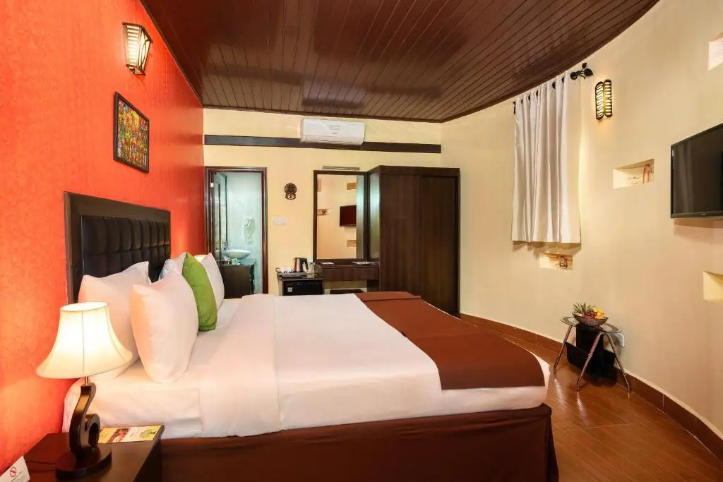 Standard Double room with garden view (full double bed)