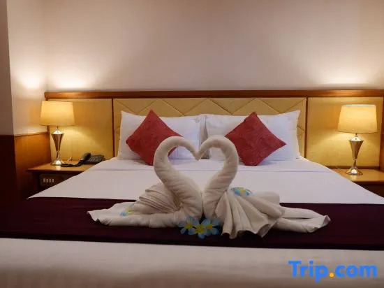Одноместный полулюкс в Diamond Plaza Hotel Suratthani