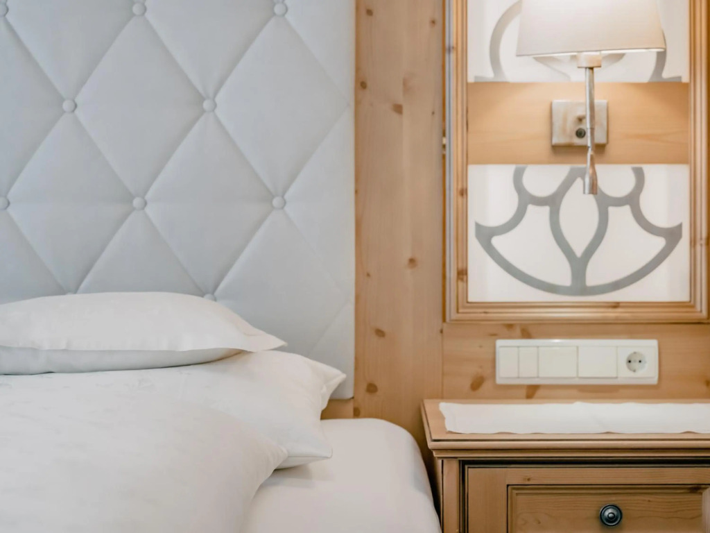 Hotel Bellevue by null