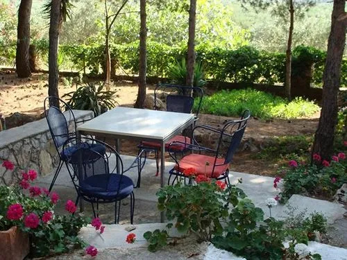 Traganitsa 3 * Traganitsa 3 *