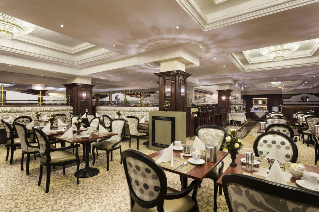 Food & Beverage