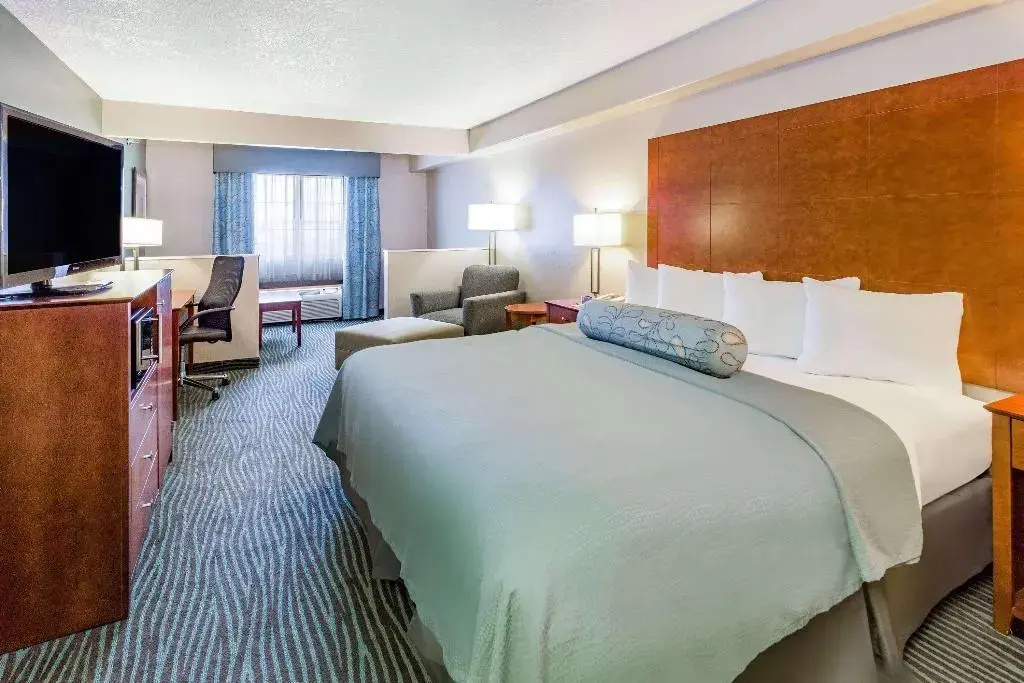 Americinn Des Moines-airport