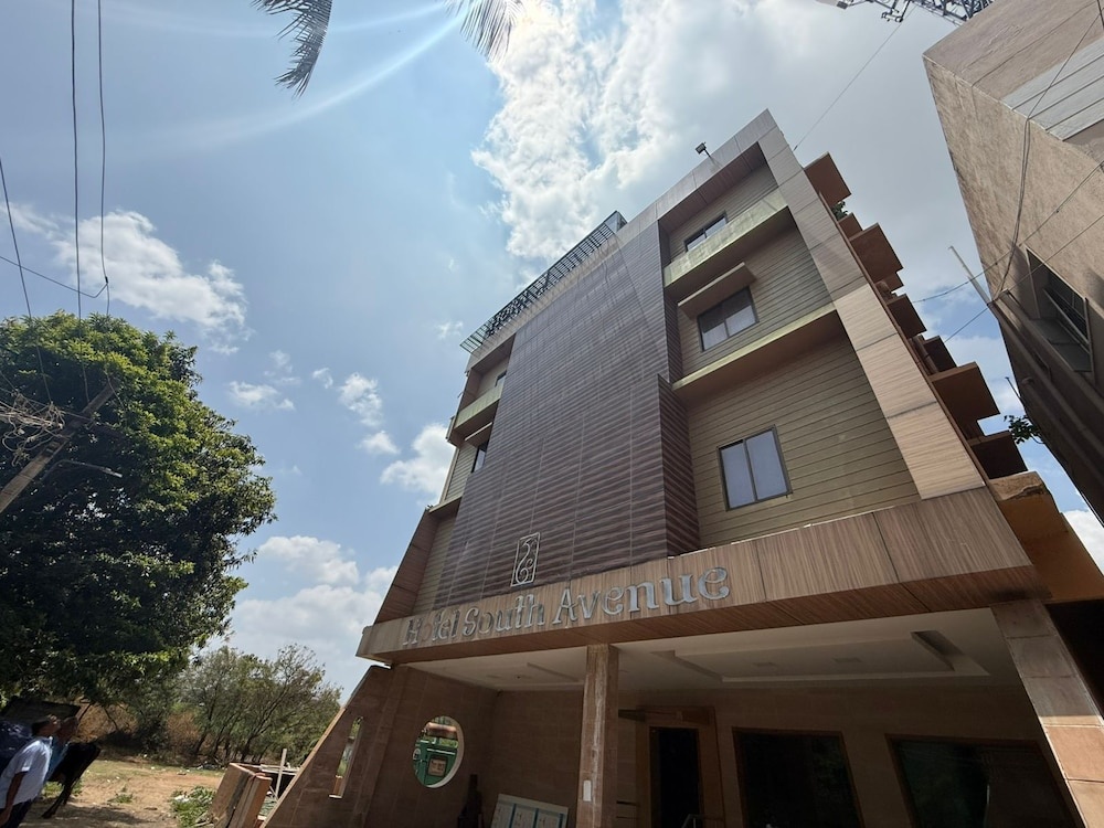 Hotel South Avenue in Tirunelveli