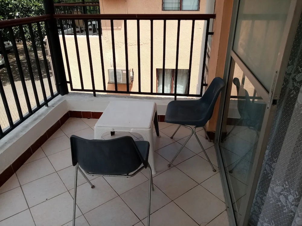 Balcony & Terrace