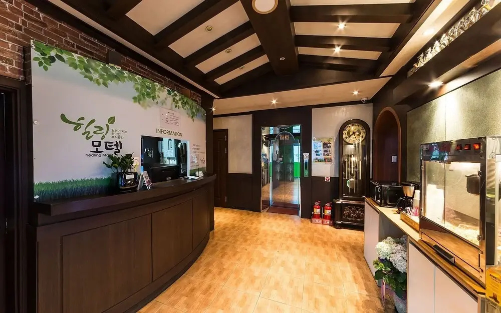 Hotel photo 12