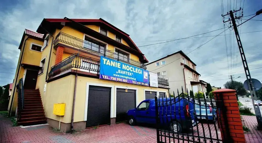 Tanie Noclegi Bartek 2