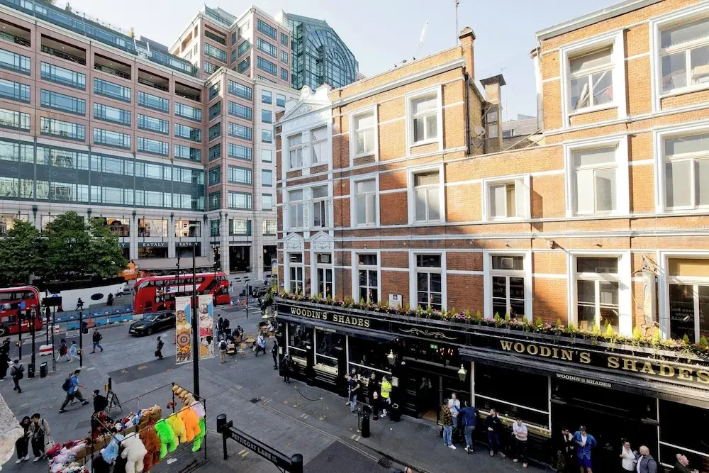 Imperial Middlesex Street Apartments