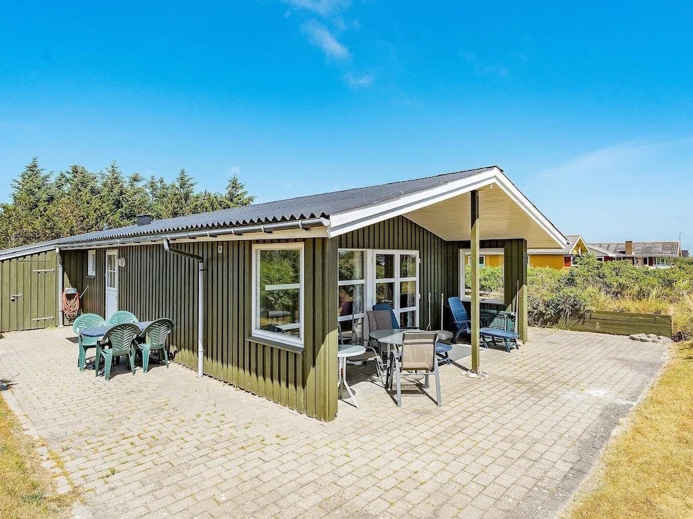 Alluring Holiday Home in Hvide Sande With Terrace - фото 9