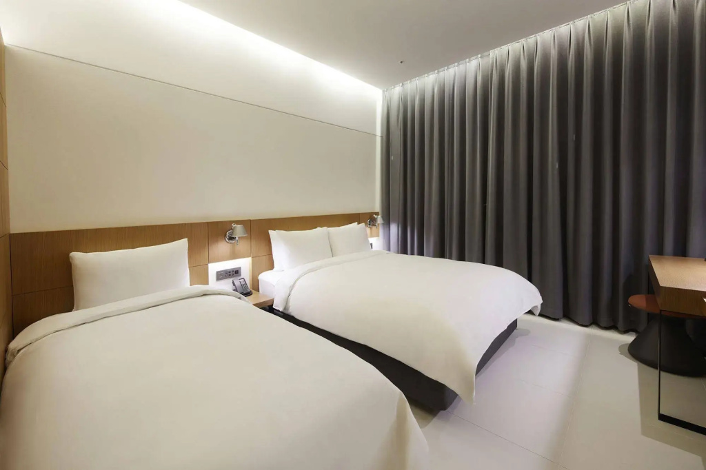 Hotel photo 12