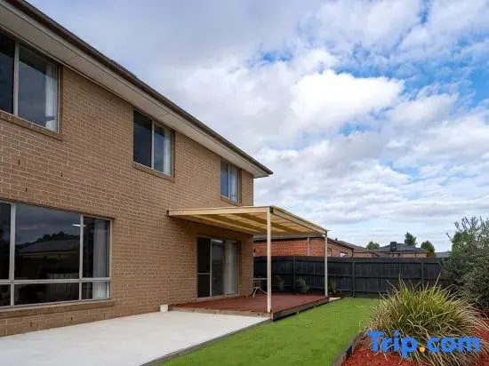 Spacious 4B House in PointCook