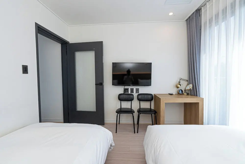 Hotel The Grang Jungmun - Chambres