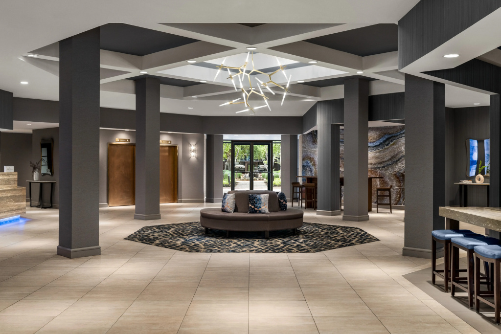 Crowne Plaza Edison by IHG - Général