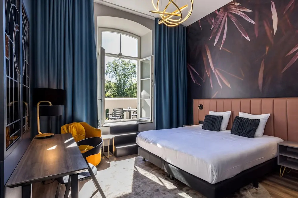 Deluxe room with balcony