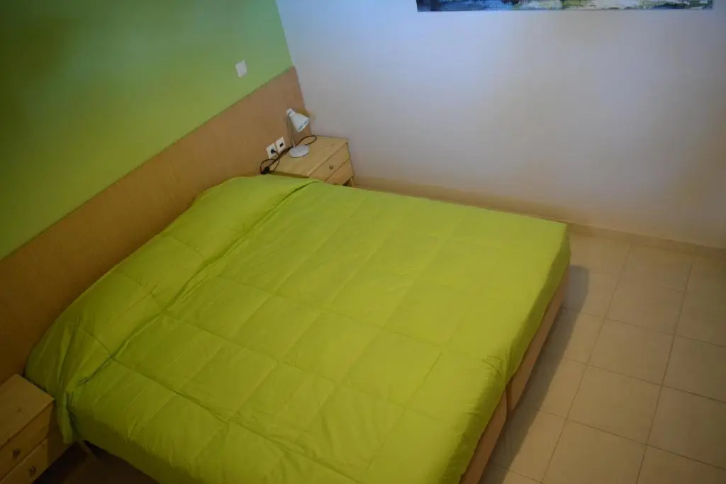 2 Bedrooms Basement Apartment